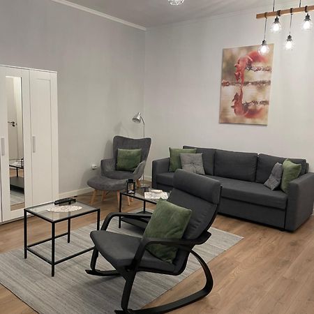 Zwinger Apartman Sopron Exterior photo